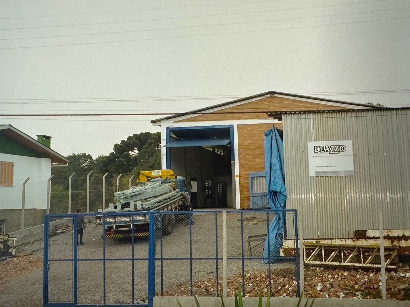 Primeira sede da Deazzo, na Rua Alcides Santarosa, em Garibaldi